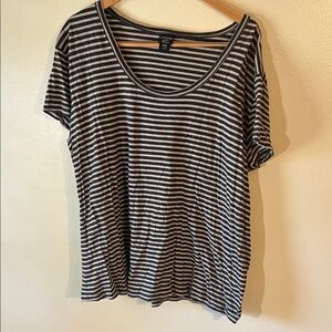 Canyon River Blues Black and White Striped Short Sleeve Tee